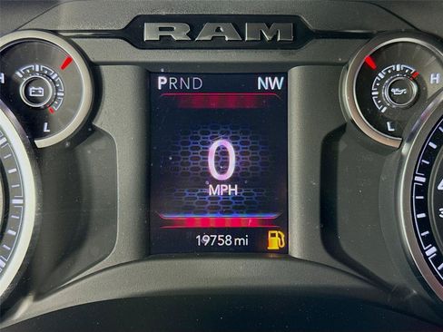 Used 2026 RAM 2500 Big Horn AWD/4WD image 5