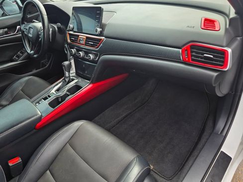 Used 2018 Honda Accord Sport image 23