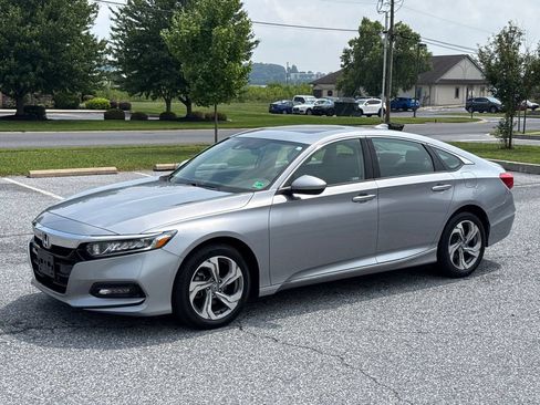 Used 2020 Honda Accord EX image 4