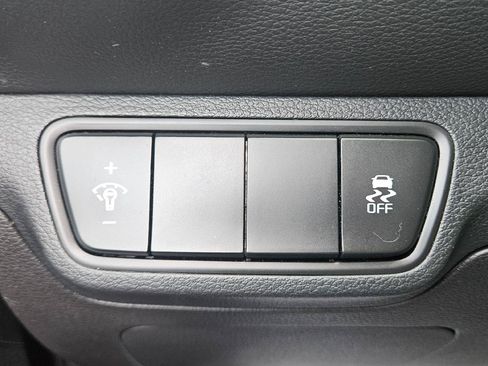 Used 2023 Kia Forte LXS FWD image 16