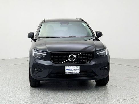 New 2026 Volvo XC40 B5 Ultra w/ Climate Package image 2
