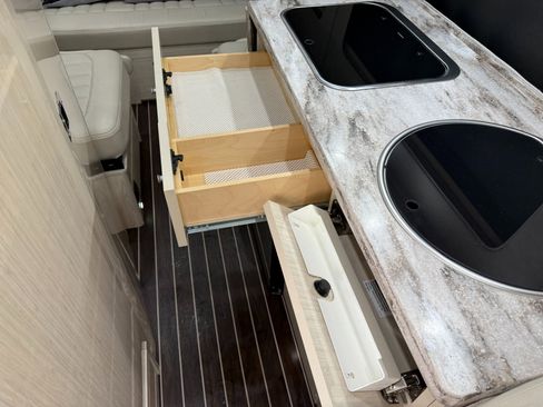 Used 2017 Mercedes-Benz Sprinter 3500 image 41