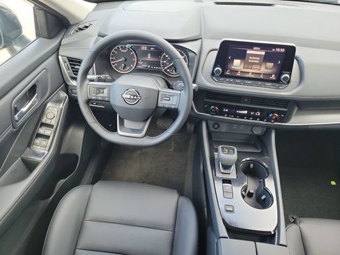 New 2026 Nissan Rogue Dark Armor FWD image 17