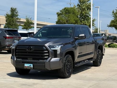 Used 2025 Toyota Tundra SR5 AWD/4WD image 6
