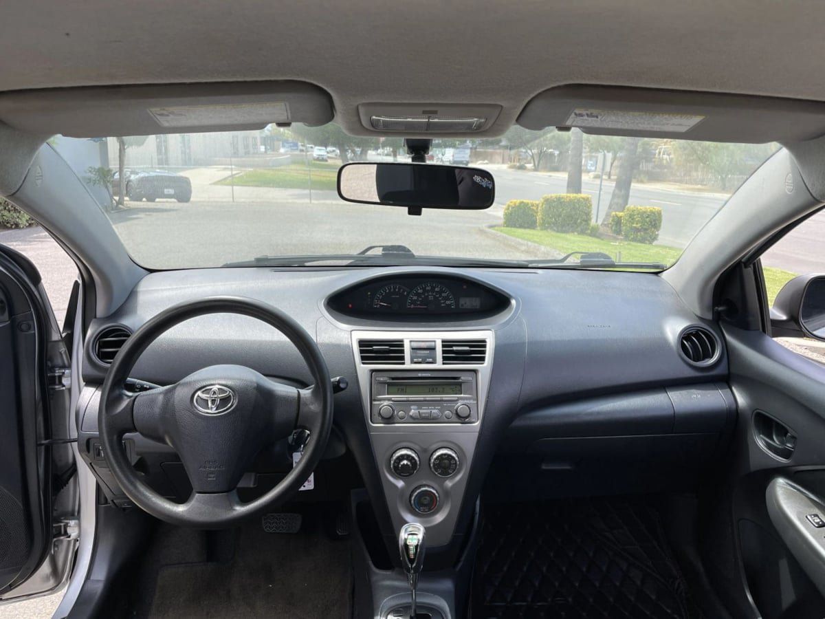 Used 2012 Toyota Yaris Sedan FWD image 11