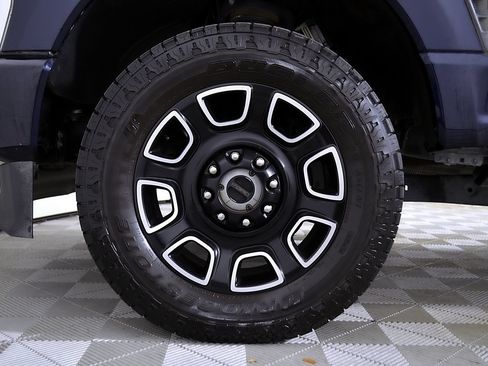 Used 2023 Ford F250 Platinum AWD/4WD image 10