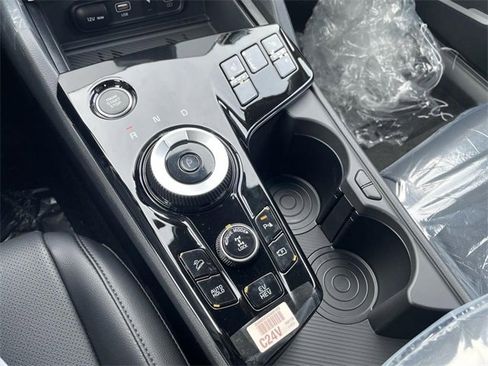 New 2025 Kia Sportage X-Line image 12