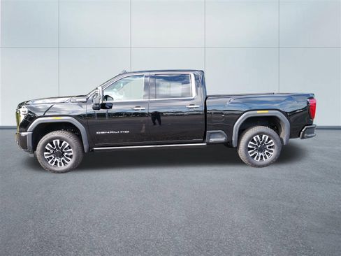 Used 2025 GMC Sierra 3500 Denali Ultimate image 2
