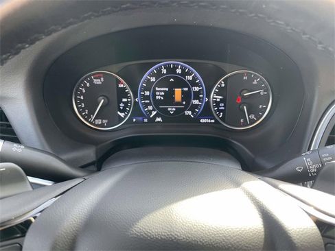 Used 2023 Buick Enclave Avenir image 16