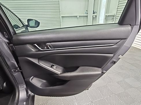 Used 2019 Honda Accord Sport image 31