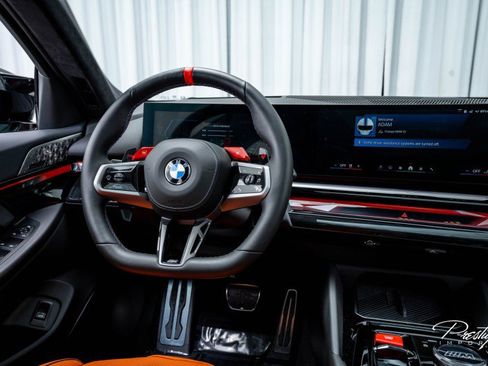Used 2025 BMW M5 Touring w/ M Driver's Package image 38
