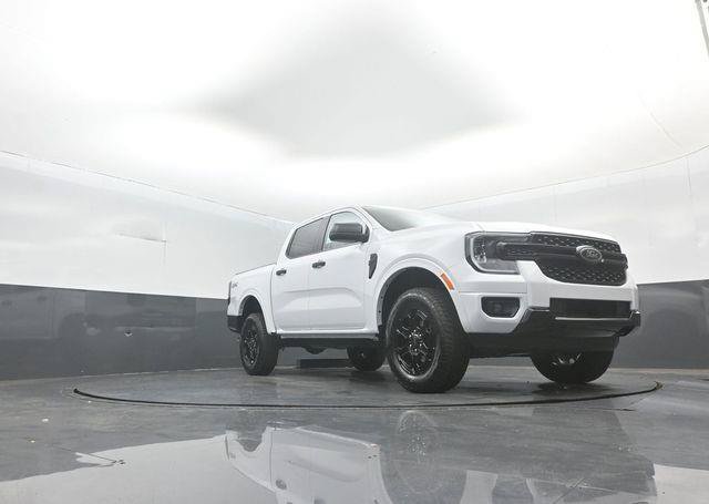 New 2026 Ford Ranger XLT w/ Black Appearance Package AWD/4WD image 35