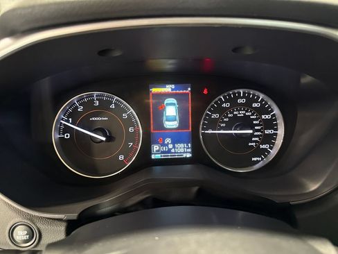 Used 2023 Subaru Crosstrek 2.5i Limited AWD/4WD image 7