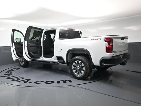 Used 2024 Chevrolet Silverado 2500 Custom w/ Custom Convenience Package AWD/4WD image 29