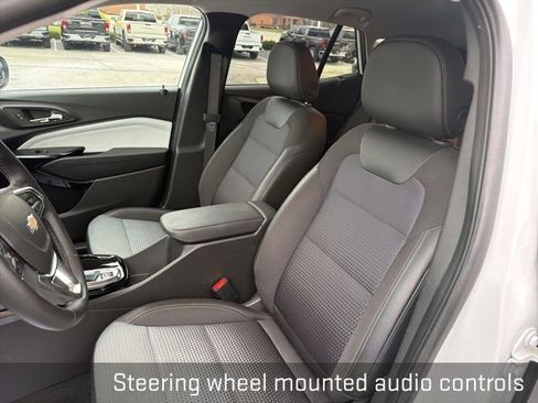 Used 2025 Chevrolet Trax LT w/ LT Convenience Package image 23