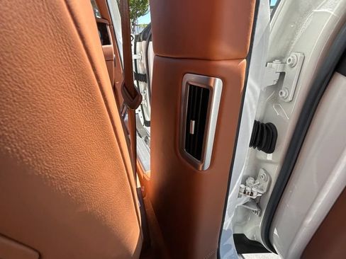 Used 2014 Bentley Flying Spur W12 AWD/4WD image 28