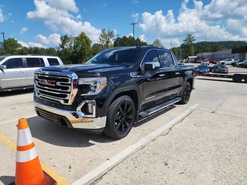 Used 2021 GMC Sierra 1500 SLT w/ SLT Premium Package AWD/4WD image 4