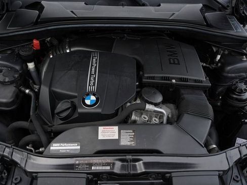 Used 2012 BMW 135i Convertible image 38