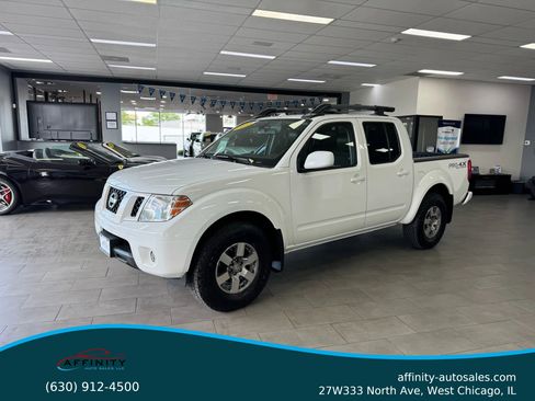 Used 2012 Nissan Frontier PRO-4X w/ Pro-4x Luxury Pkg image 1