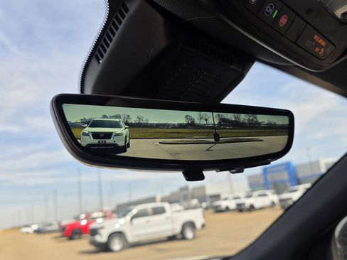 New 2026 Chevrolet Equinox LT w/ Convenience Package II image 19