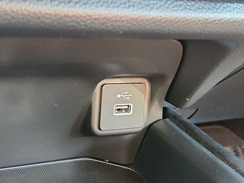 Used 2025 Honda HR-V LX image 23