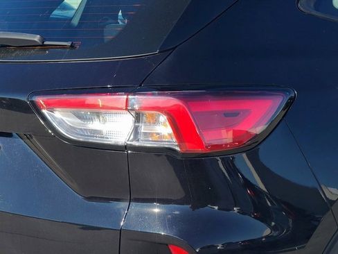 Used 2021 Ford Escape S image 8