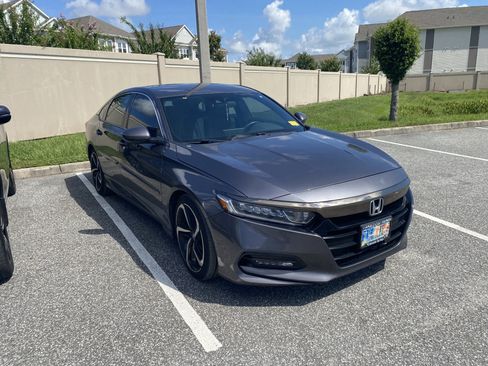 Used 2018 Honda Accord Sport image 15