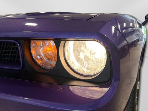Used 2014 Dodge Challenger R/T RWD image 13