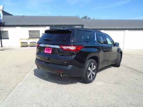 Used 2019 Chevrolet Traverse LT w/ LT Premium Package AWD/4WD image 25