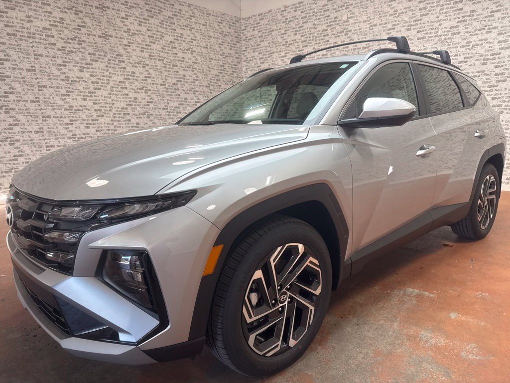 New 2026 Hyundai Tucson SEL Plus FWD image 3
