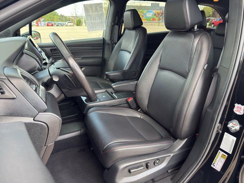 Used 2025 Honda Odyssey Sport-L image 12