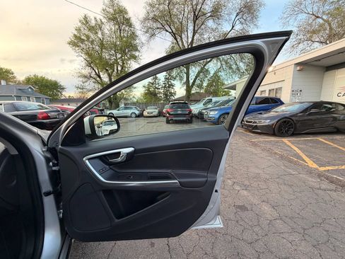 Used 2015 Volvo V60 T5 Platinum AWD/4WD image 22