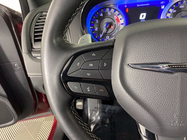Used 2023 Chrysler 300 C RWD image 30