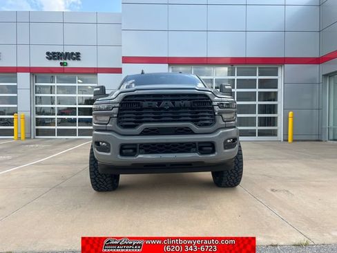 Used 2026 RAM 2500 Big Horn AWD/4WD image 9