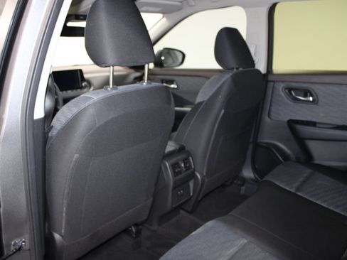 Used 2023 Nissan Rogue SV AWD/4WD image 23