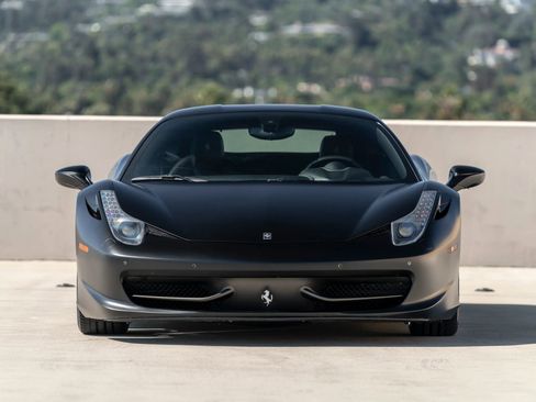 Used 2014 Ferrari 458 Italia Coupe 2D image 8