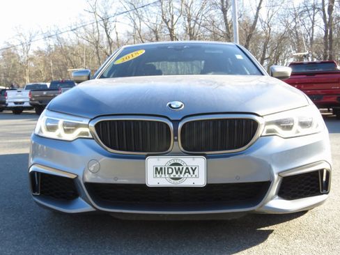 Used 2018 BMW M550i xDrive image 2