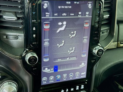 Used 2019 RAM 1500 Limited AWD/4WD image 10