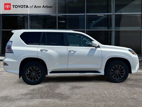 Used 2021 Lexus GX 460 Premium w/ Premium Package AWD/4WD image 5