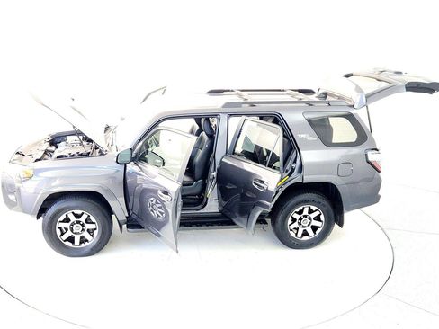 Certified 2023 Toyota 4Runner TRD Off-Road Premium image 22