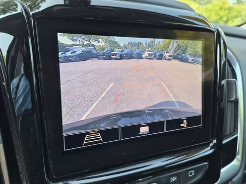 Used 2020 Chevrolet Traverse LT AWD/4WD image 18