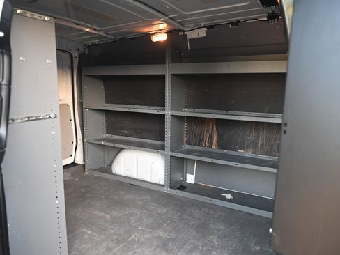 Used 2020 Mercedes-Benz Metris image 14