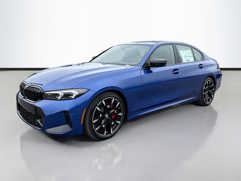New 2026 BMW 330i Sedan w/ M Sport Package image 7
