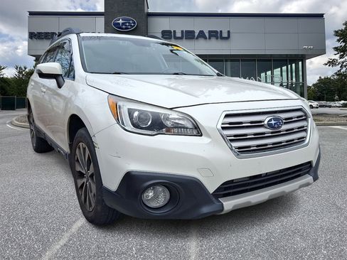 Used 2015 Subaru Outback 3.6R Limited image 1