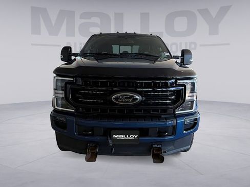 Used 2022 Ford F350 Lariat w/ Black Appearance Package image 8