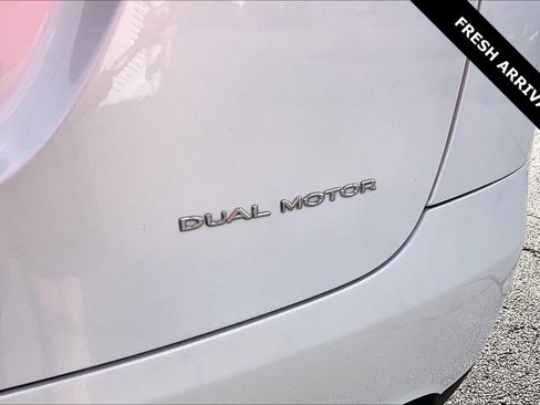 Used 2020 Tesla Model X Long Range AWD/4WD image 24