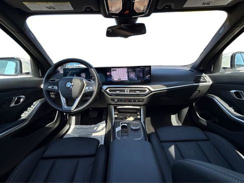 Used 2024 BMW 330i Sedan image 23