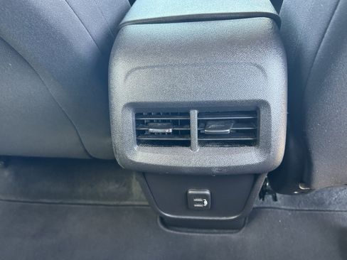 Certified 2024 Chevrolet Equinox LT AWD/4WD image 15