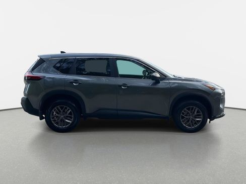 Used 2021 Nissan Rogue S image 4