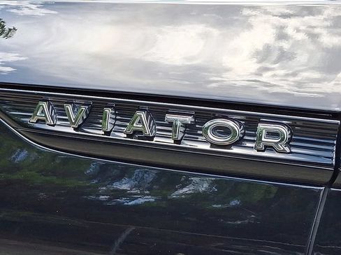 Certified 2024 Lincoln Aviator Reserve w/ Equipment Group 201A AWD/4WD image 32